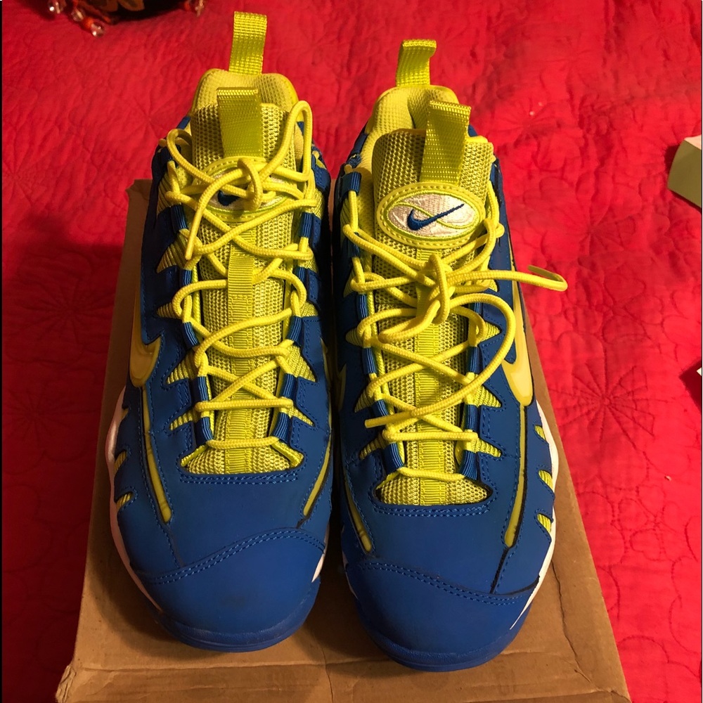 Nike air max worn once!